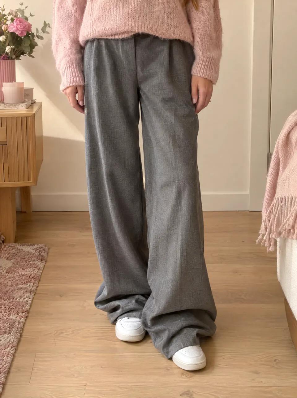 Prima: il pantalone arriva sul pavimento